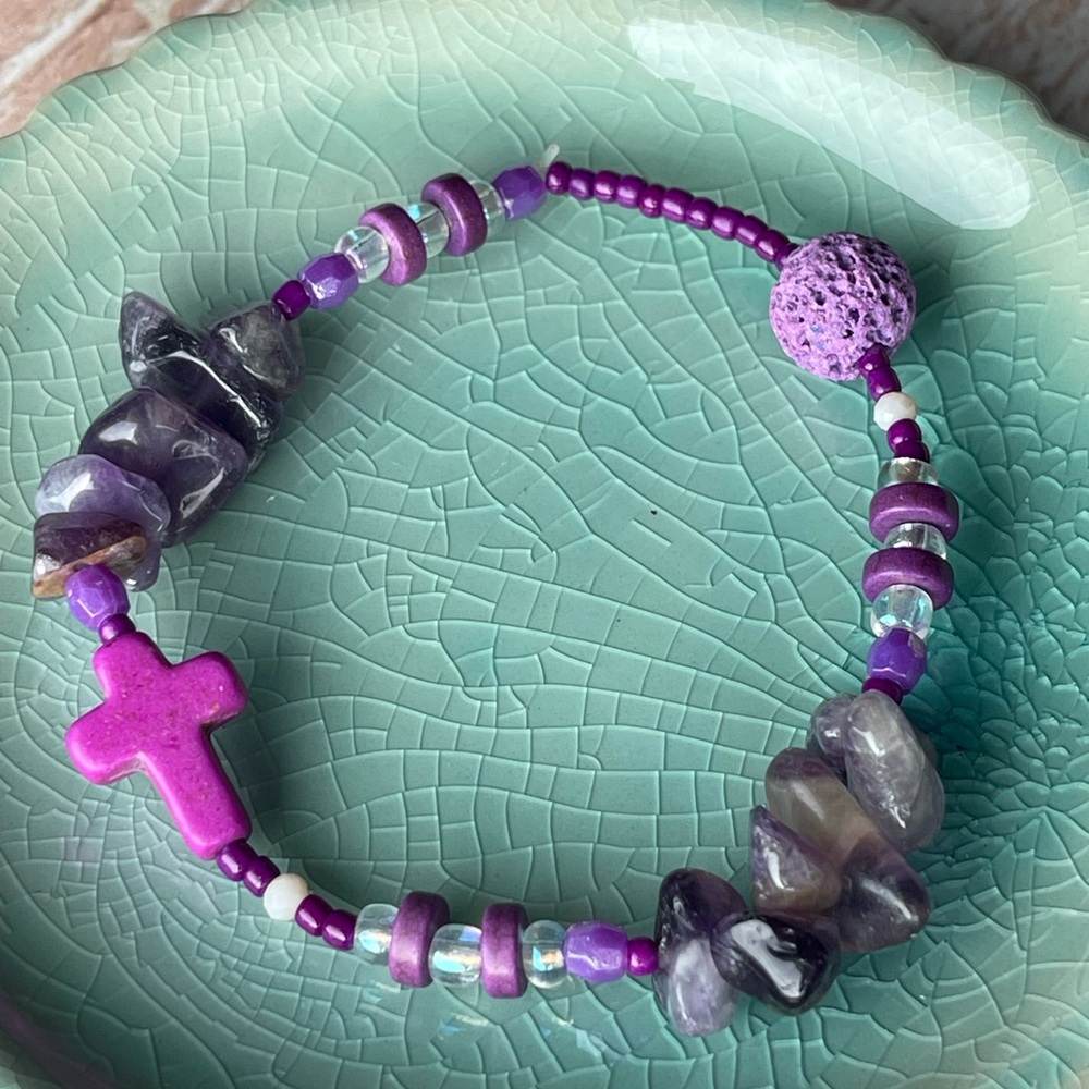 Purple Essential Oil Diffuser Bracelet